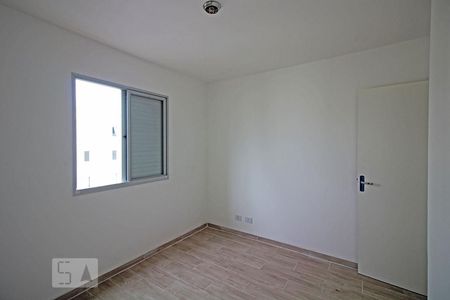 Quarto 1 de apartamento para alugar com 2 quartos, 57m² em Jardim Caiapiá, Cotia