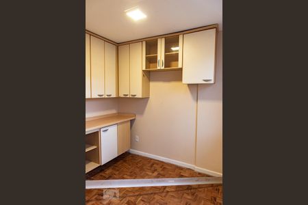 Apartamento à venda com 110m², 3 quartos e 3 vagas Apartamento à venda com 110m², 3 quartos e 3 vagasQuarto de serviço