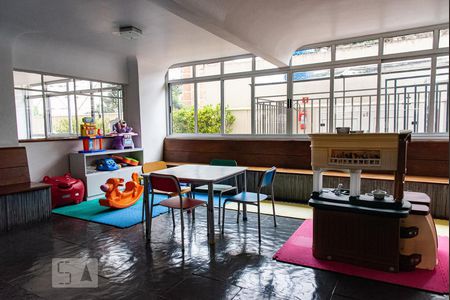 Apartamento à venda com 110m², 3 quartos e 3 vagas Apartamento à venda com 110m², 3 quartos e 3 vagasBrinquedoteca