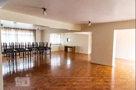 Apartamento à venda com 110m², 3 quartos e 3 vagas Apartamento à venda com 110m², 3 quartos e 3 vagasSalão de festas