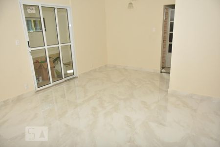 sala de apartamento para alugar com 2 quartos, 112m² em Galeão, Rio de Janeiro