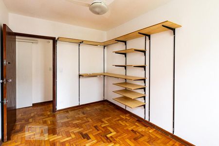 Quarto 1  de apartamento para alugar com 2 quartos, 75m² em Pinheiros, São Paulo
