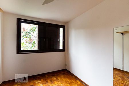 Quarto 1  de apartamento para alugar com 2 quartos, 75m² em Pinheiros, São Paulo