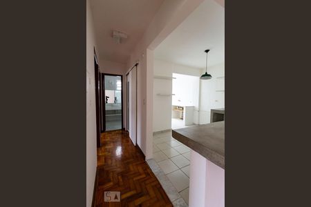Apartamento para alugar com 75m², 2 quartos e 1 vaga Apartamento para alugar com 75m², 2 quartos e 1 vagaCorredor