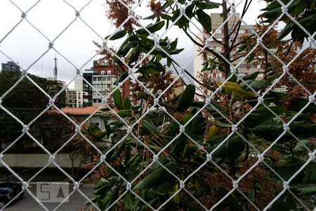 Quarto 1 - Vista  de apartamento para alugar com 2 quartos, 75m² em Pinheiros, São Paulo