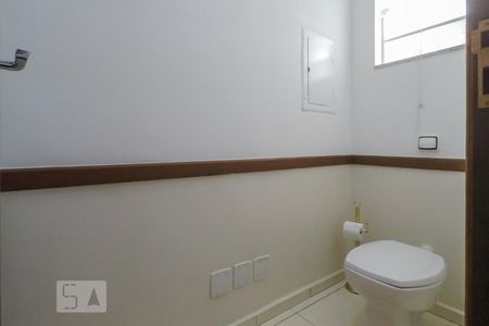 Lavabo de casa à venda com 3 quartos, 240m² em Vila Monumento, São Paulo