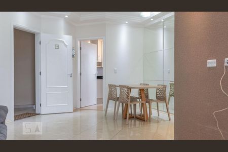 Sala de apartamento à venda com 2 quartos, 70m² em Jardim Regina Alice, Barueri