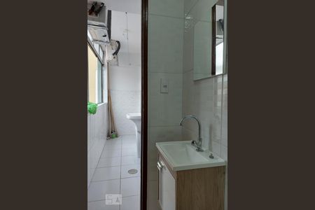 Apartamento para alugar com 63m², 3 quartos e 1 vaga Apartamento para alugar com 63m², 3 quartos e 1 vagaBanheiro de Serviço