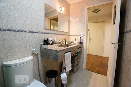 Apartamento à venda com 82m², 2 quartos e 1 vagaBanheiro
