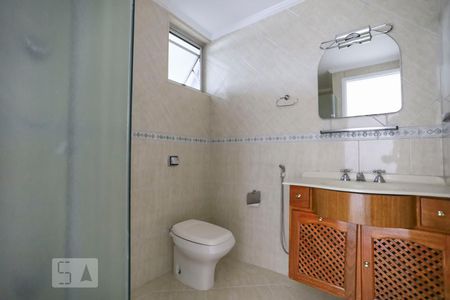 Banheiro de apartamento para alugar com 1 quarto, 45m² em Vila Buarque, São Paulo