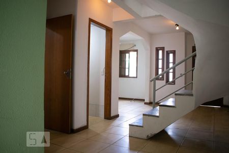 Sala de Estar de casa à venda com 4 quartos, 100m² em Aberta dos Morros, Porto Alegre