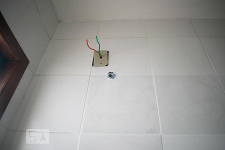 Casa à venda com 100m², 4 quartos e 2 vagasBanheiro 2