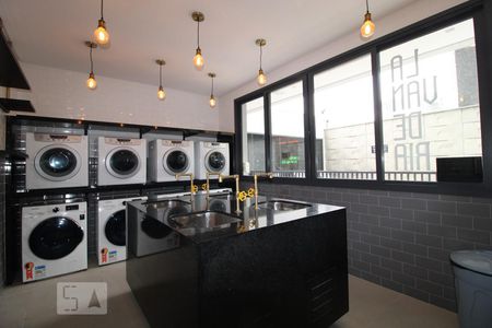 Studio à venda com 22m², 1 quarto e sem vagaLavanderia