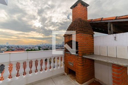 Casa à venda com 200m², 3 quartos e 1 vaga Casa à venda com 200m², 3 quartos e 1 vagaQuintal - Churrasqueira