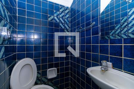 Casa à venda com 200m², 3 quartos e 1 vaga Casa à venda com 200m², 3 quartos e 1 vagaLavabo