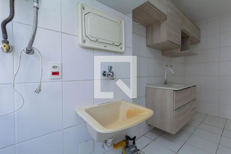 Apartamento para alugar com 55m², 2 quartos e 1 vaga Apartamento para alugar com 55m², 2 quartos e 1 vagaCozinha e Área de Serviço