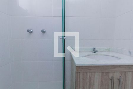 Apartamento para alugar com 55m², 2 quartos e 1 vaga Apartamento para alugar com 55m², 2 quartos e 1 vagaBanheiro da suíte