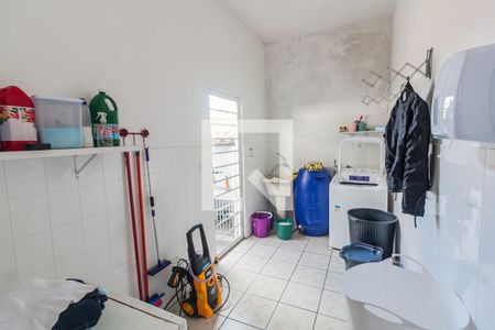 Casa para alugar com 330m², 4 quartos e 5 vagasÁrea de Serviço