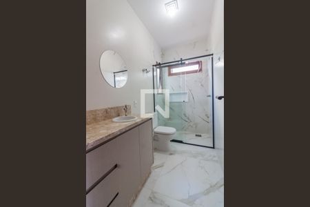 Casa para alugar com 330m², 4 quartos e 5 vagasBanheiro