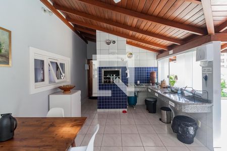 Casa para alugar com 330m², 4 quartos e 5 vagasCozinha