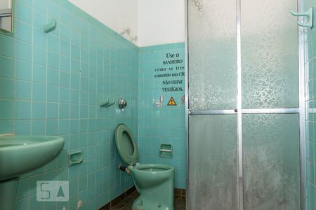 Banheiro de casa para alugar com 2 quartos, 180m² em Vila da Saúde, São Paulo
