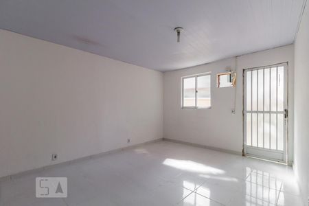 Sala/Cozinha de kitnet/studio para alugar com 1 quarto, 26m² em Pitangueiras, Rio de Janeiro