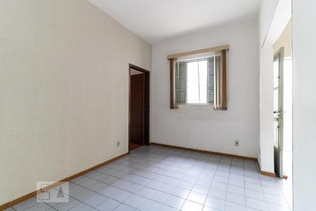 Casa à venda com 200m², 3 quartos e 1 vaga Casa à venda com 200m², 3 quartos e 1 vagaSala da casa 2