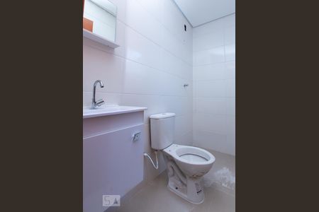 Banheiro suíte de kitnet/studio para alugar com 1 quarto, 32m² em Vila Augusta, Sorocaba