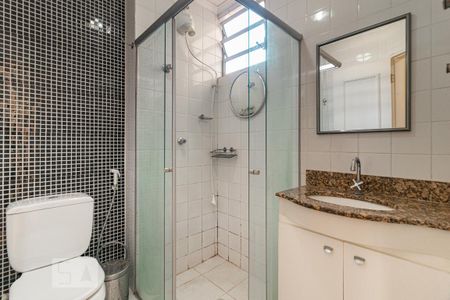 Banheiro de apartamento para alugar com 2 quartos, 60m² em Castelo, Belo Horizonte