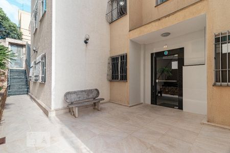 Apartamento para alugar com 60m², 2 quartos e 1 vagaEntrada