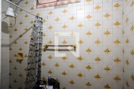 Casa à venda com 300m², 2 quartos e 2 vagasBanheiro