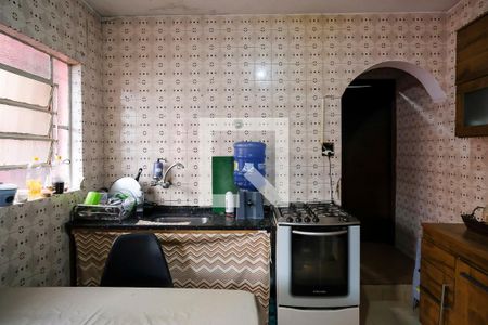 Casa à venda com 300m², 2 quartos e 2 vagasCozinha