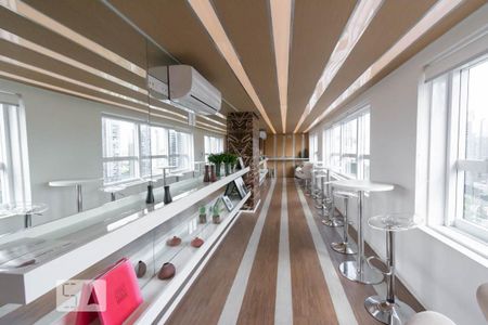 Studio à venda com 44m², 1 quarto e 1 vaga Studio à venda com 44m², 1 quarto e 1 vagaÁrea comum - Salão de festas