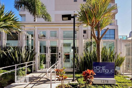 Studio à venda com 44m², 1 quarto e 1 vaga Studio à venda com 44m², 1 quarto e 1 vagaFachada