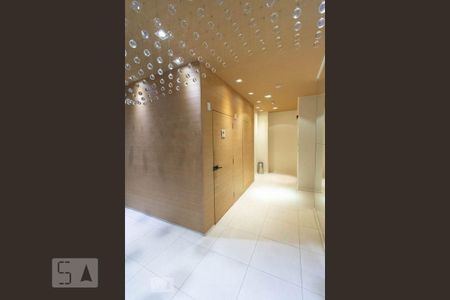 Studio à venda com 44m², 1 quarto e 1 vaga Studio à venda com 44m², 1 quarto e 1 vagaHall de entrada