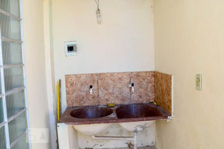 Casa para alugar com 60m², 1 quarto e sem vagaÁrea de Serviço