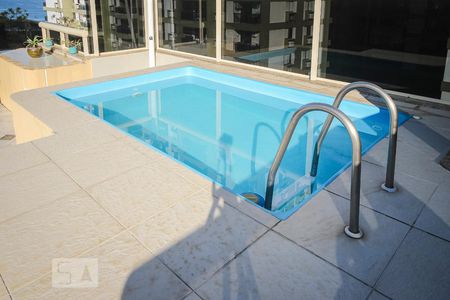 Apartamento à venda com 225m², 3 quartos e 1 vagaPiscina