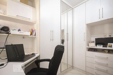 Apartamento à venda com 225m², 3 quartos e 1 vagaQuarto 3