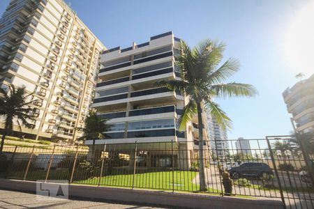 Apartamento à venda com 225m², 3 quartos e 1 vagaFachada