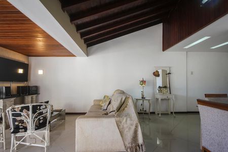 Apartamento à venda com 225m², 3 quartos e 1 vagaSala