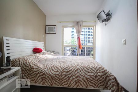 Apartamento à venda com 225m², 3 quartos e 1 vagaSuíte