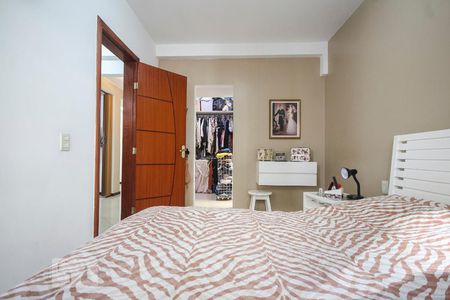 Apartamento à venda com 225m², 3 quartos e 1 vagaSuíte