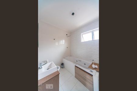 Casa à venda com 150m², 3 quartos e 2 vagasBanheiro do Quarto 3