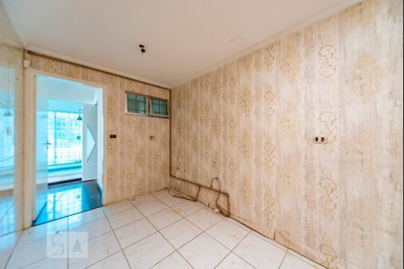 Casa à venda com 150m², 3 quartos e 2 vagasQuarto de Serviço