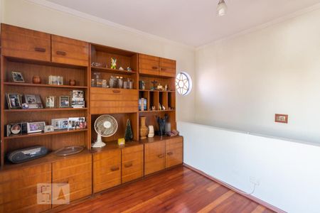 Casa à venda com 128m², 3 quartos e 4 vagasSala