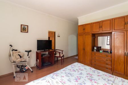 Casa à venda com 128m², 3 quartos e 4 vagasSuite