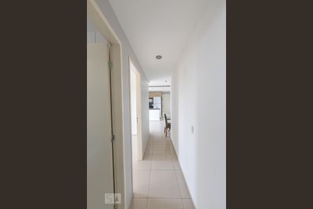 Corredor de apartamento à venda com 2 quartos, 49m² em Vila Ema, São Paulo