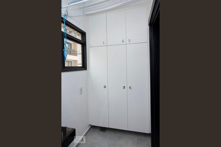 Apartamento para alugar com 145m², 2 quartos e 4 vagasDetalhe Área de Serviço