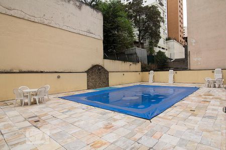Apartamento para alugar com 145m², 2 quartos e 4 vagasÁrea comum - Piscina