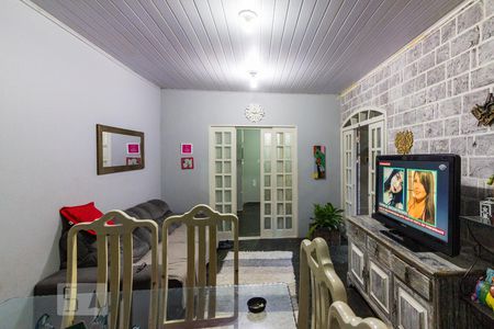 Sala de casa à venda com 5 quartos, 240m² em Santa Teresinha, São Paulo